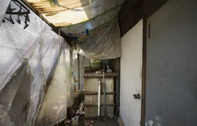 How Long Does a Landlord Have to Fix Water Damage